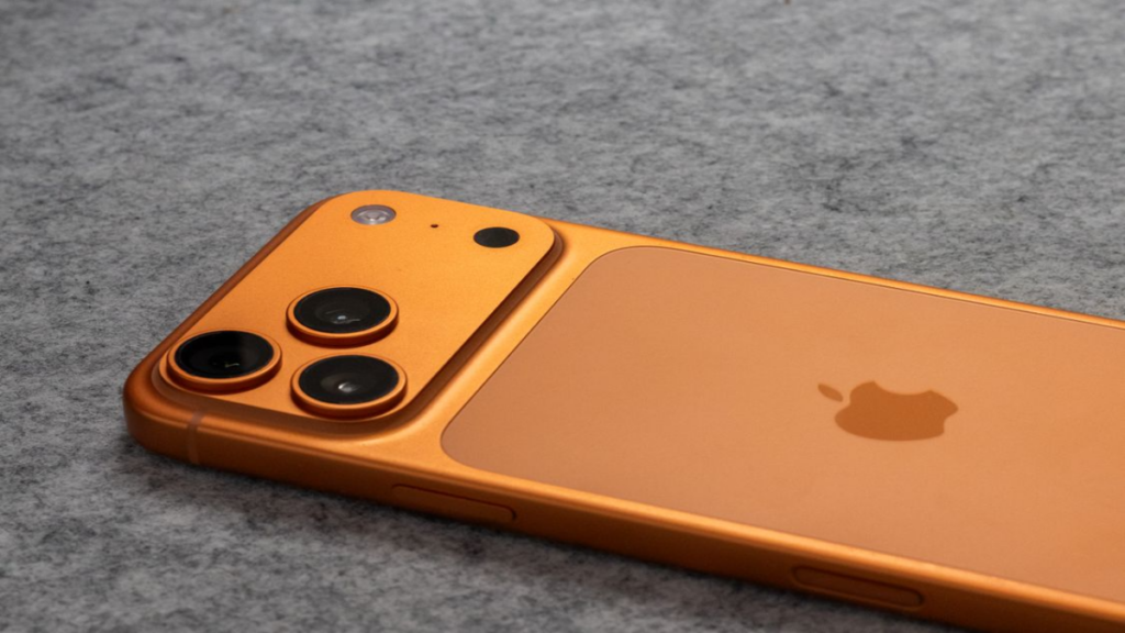 Correct lens selection to prevent smartphone zoom blurry outputs