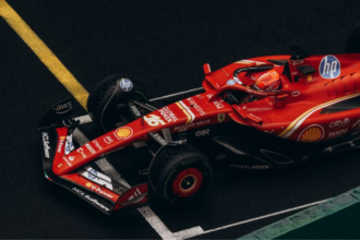 General Admission Fans struggling with trackside viewing at a Formula 1 race weekend