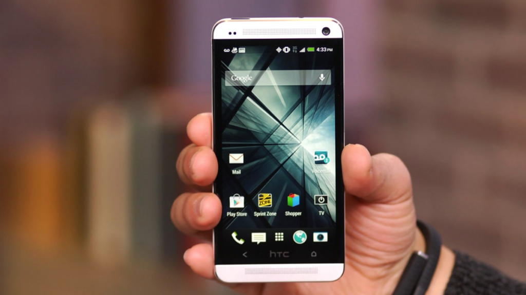 HTC One M7 first smartphone