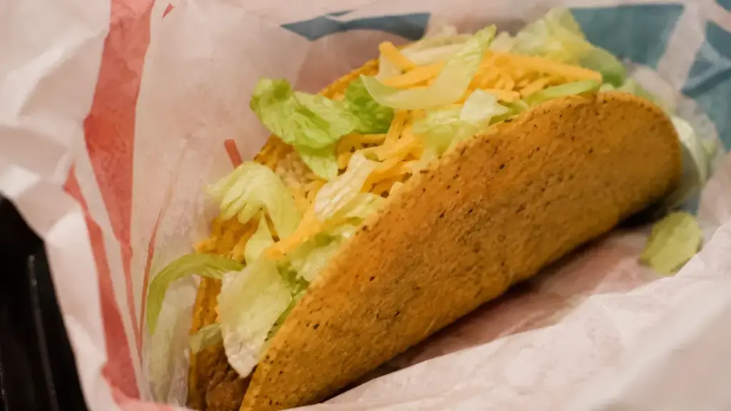 Shredded lettuce and Cyclosporiasis disease outbreaks.