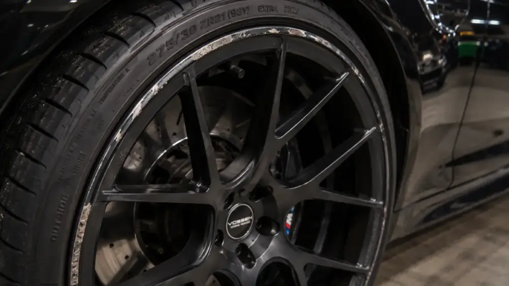 Tesla Model Y performance wheel wear detail