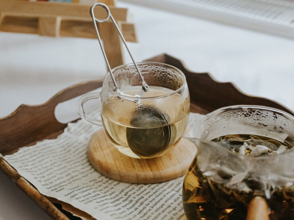  abdominal-cramping-from-detox-tea-side-effects