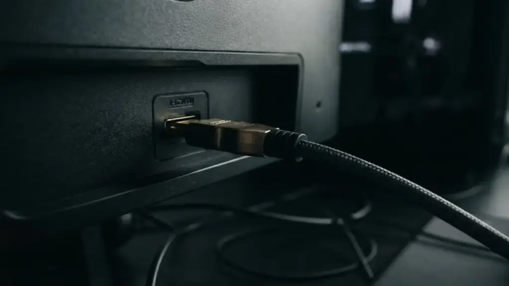 black-ops-multiplayer-fix-hdmi-cable-monitor-port
