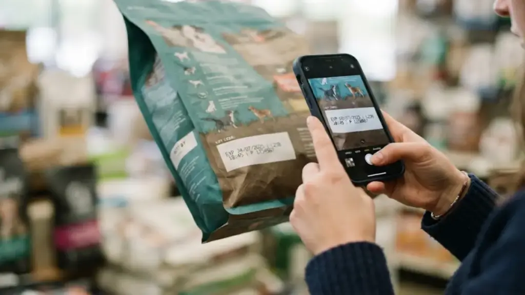 photographing-a-dog-food-lot-code-with-a-smartphone-for-food-recalls-dog