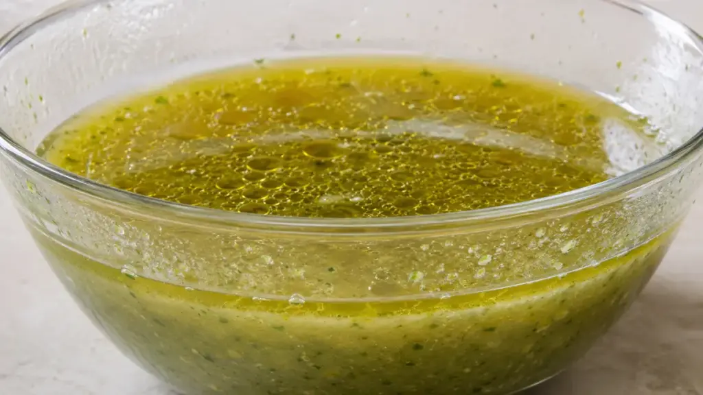 unstable-oil-emulsification-and-fluid-separation-in-a-faulty-peruvian-green-salsa-recipe