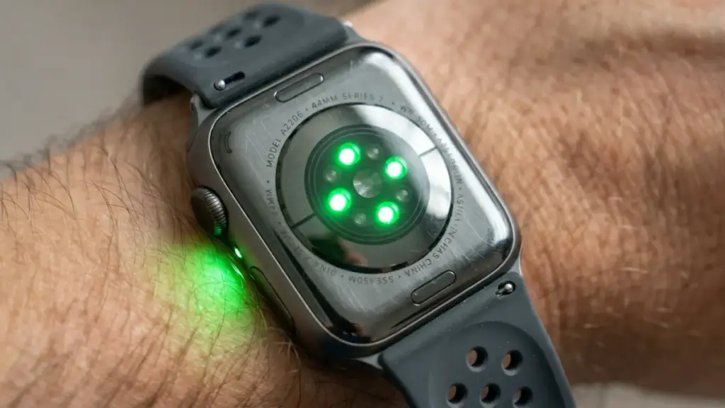 Optical sensor technology powering the Apple Health update metrics